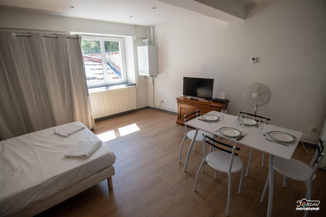 Апартаменты Hyper Centre - Wifi - Cosy - Gare Бург-ан-Бресс Экстерьер фото